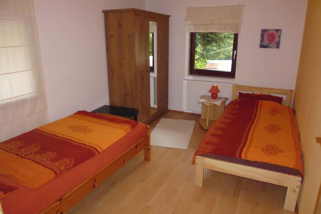 Ferienwohnung Tischneck Шрамберг Стая снимка